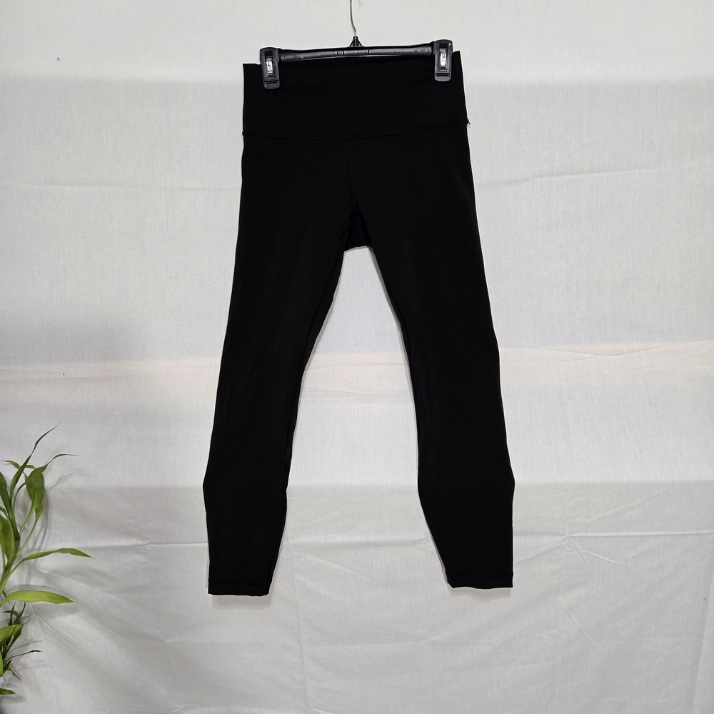 Lululemon Athletica Black Leggings with Tapered Design‎ - Picture 2 of 6